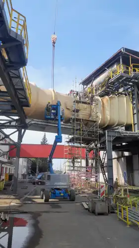 Výměna technologického potrubí z plošiny, Třinecké železárny